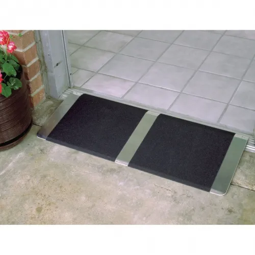 Prairie View Industries - From: TH1032 To: THR832 - 10 in x 32 in Threshold Wheelchair Ramp 600 lb. Weight Capacity, Maximum 3/4? Rise